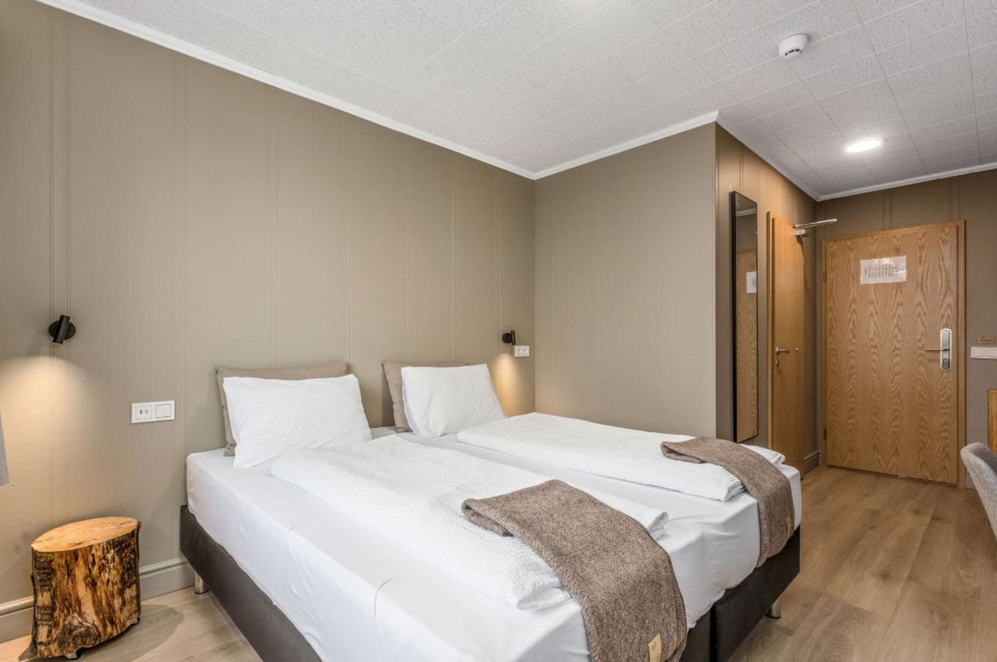 Stracta Hotel Mosfell Hella Bagian luar foto