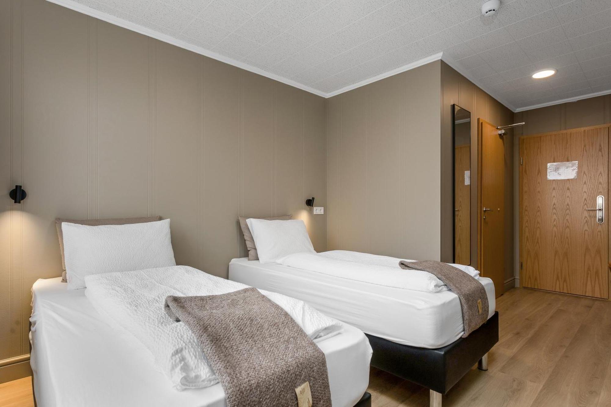 Stracta Hotel Mosfell Hella Bagian luar foto